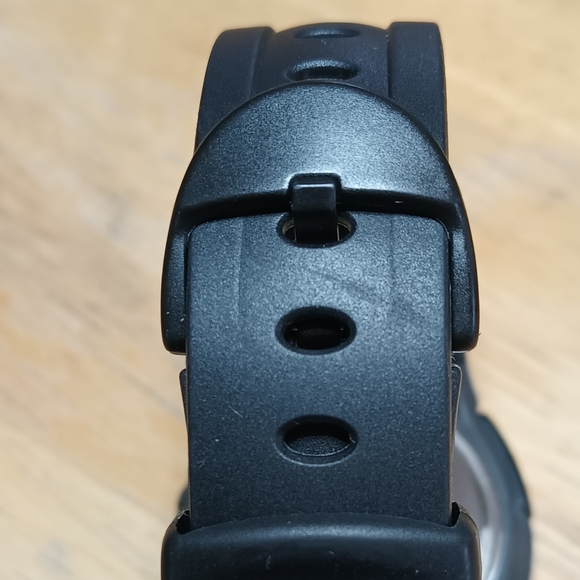 X Casio Alarm Chrono Illuminator 39mm silver case, black wrist band Illumina - Picture 3 of 12